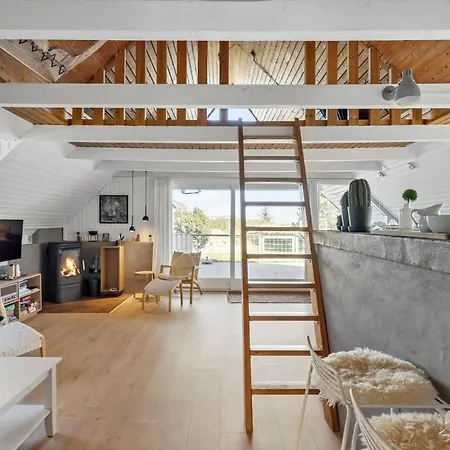 318-hvide-sande-anker-eskildsens-vej-106 بيت للعطل *