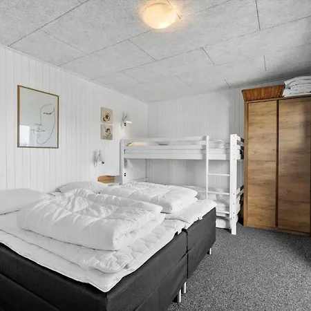 Holiday home 318-hvide-sande-anker-eskildsens-vej-106 *